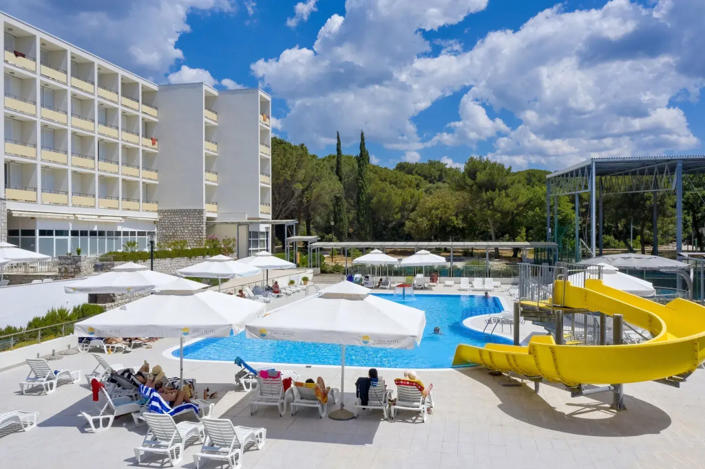 Family Hotel Adria - All inclusive