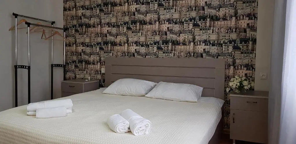ORJONI-HOTEL