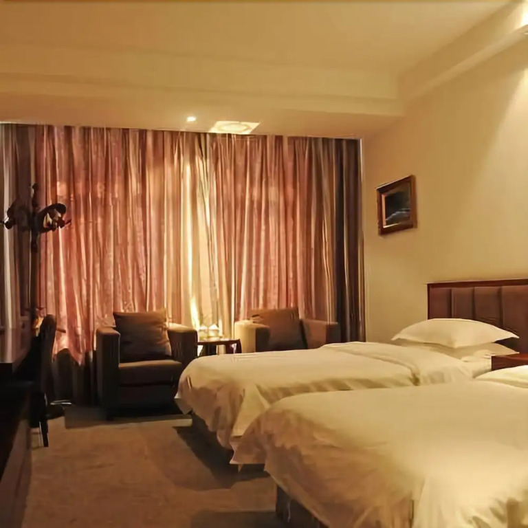 Starway Hotel