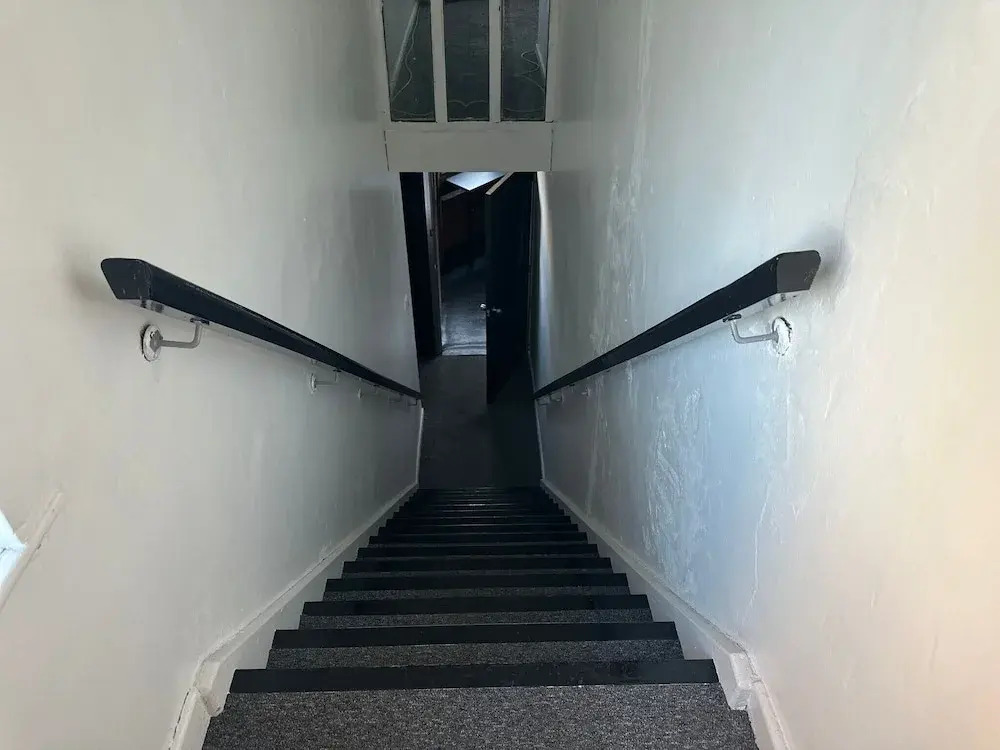 Seaside Stay Sleeps 6 With Pets