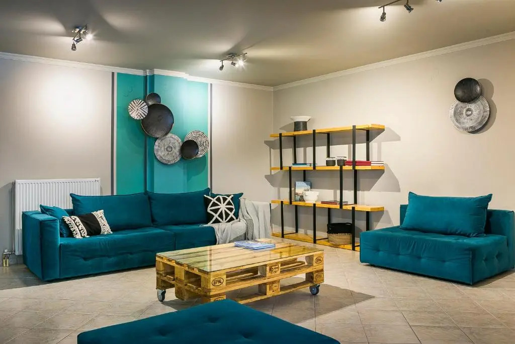 Athinais LAK Villa