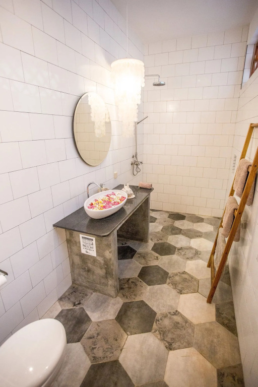 Abdi Hotel