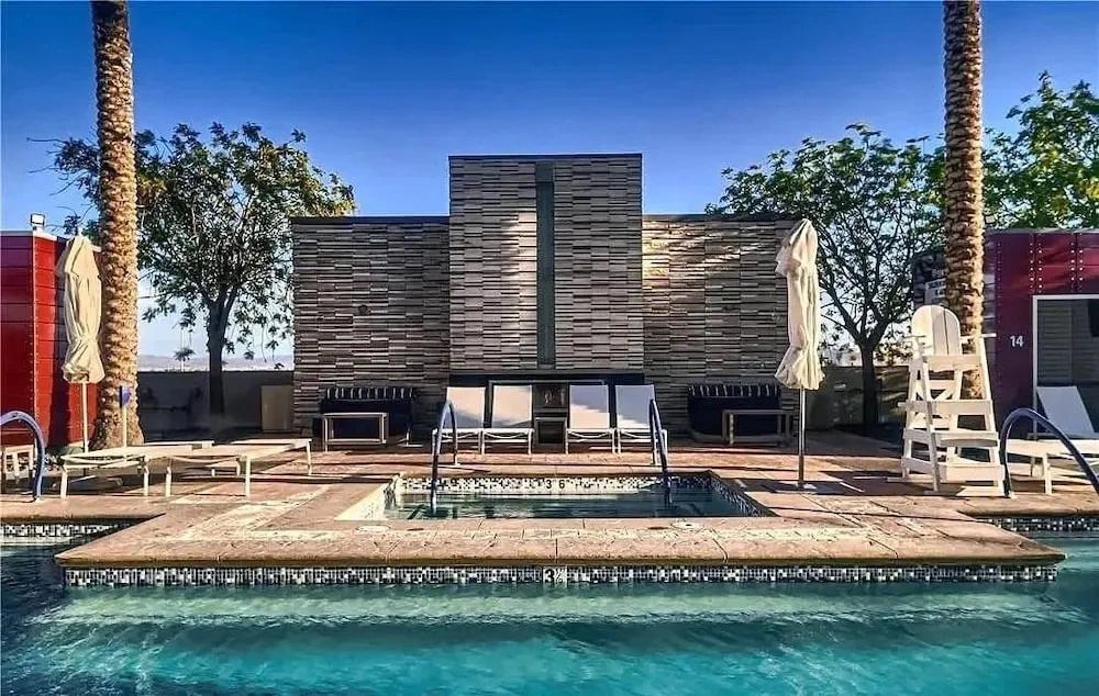 Stunning Views Palms Studio 27303