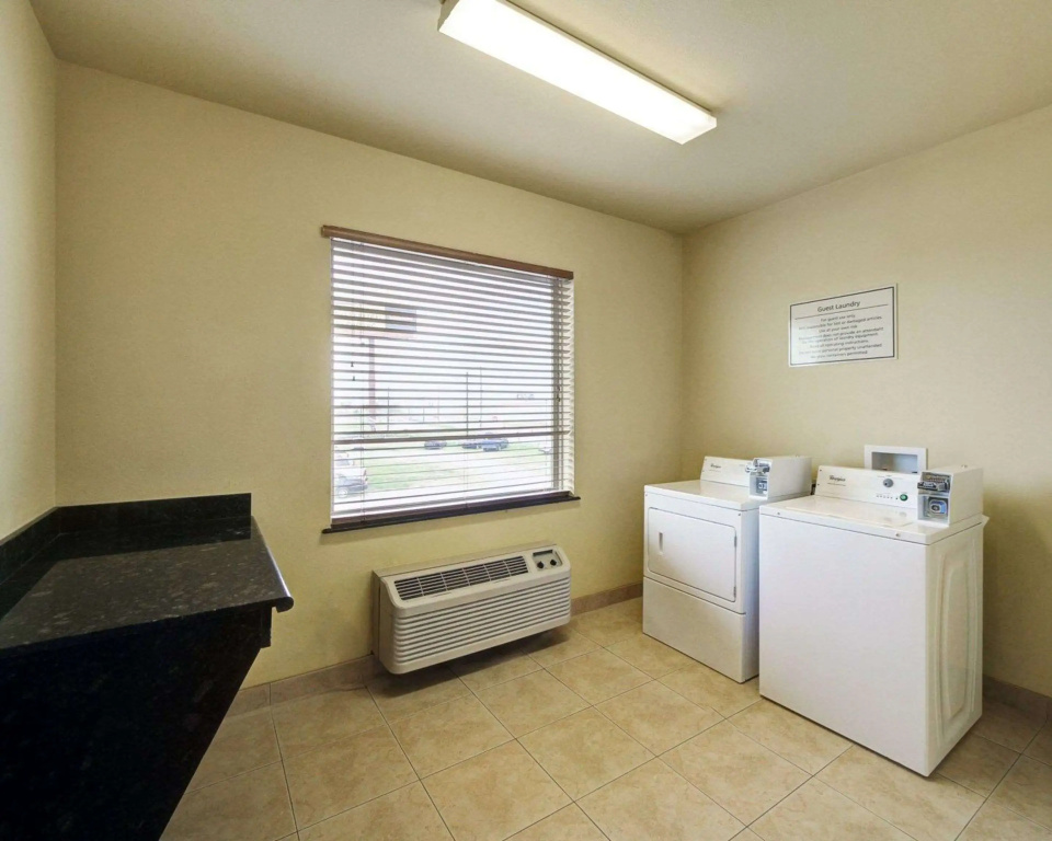 Comfort Inn & Suites Donna near I-2