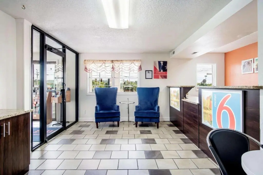 Motel 6-East Ridge, TN