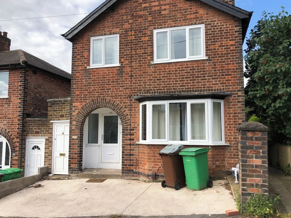 Immaculate 3-bed House in Nottingham