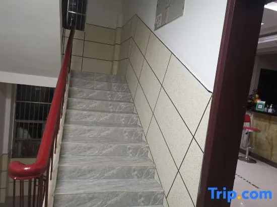Hefeng Hanglong Hotel