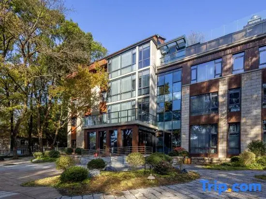Lushan Tongyuan Yi Inn Yunjing Hotel (Lushan Scenic Area South Gate Branch)