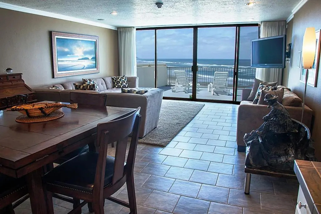 Inn at Spanish Head Resort Hotel