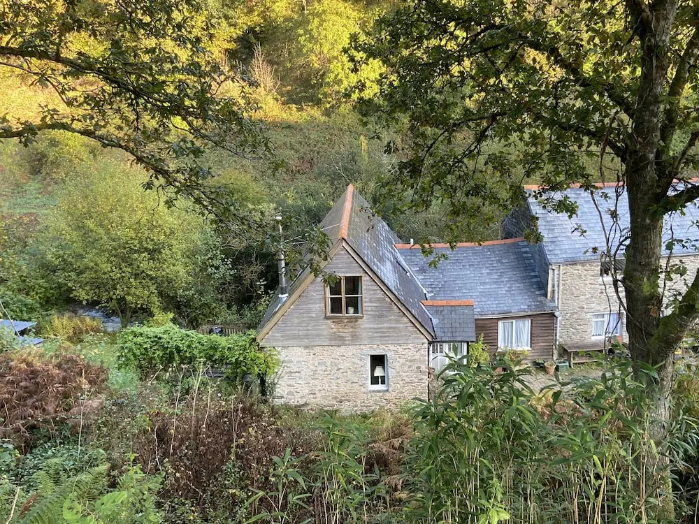 Watermill Cottages - 18th Century converted Mill 10 mins from beach