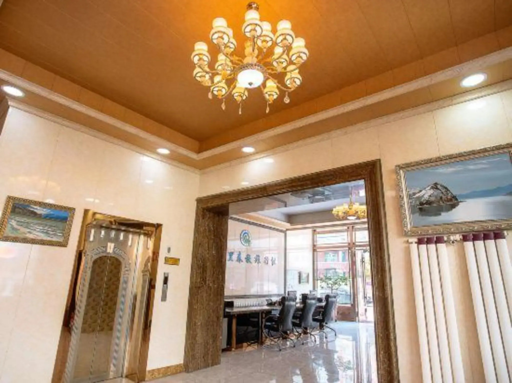 Huayuan Hotel
