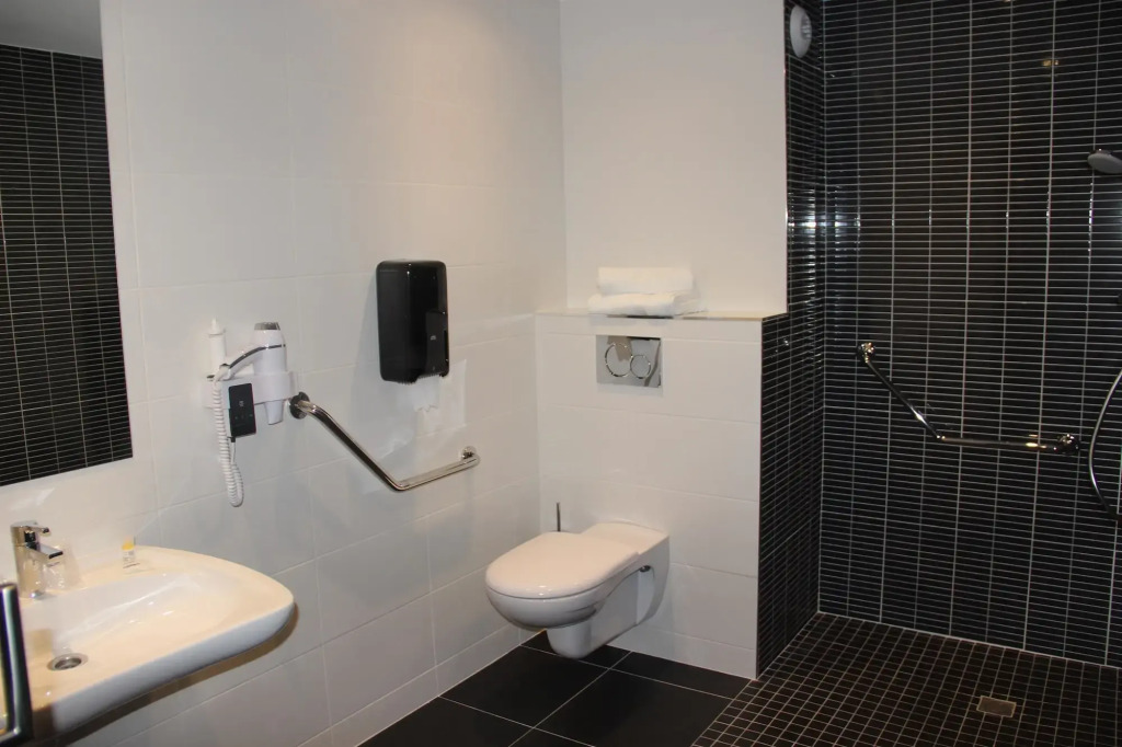 Kyriad Saint Quentin en Yvelines - Montigny