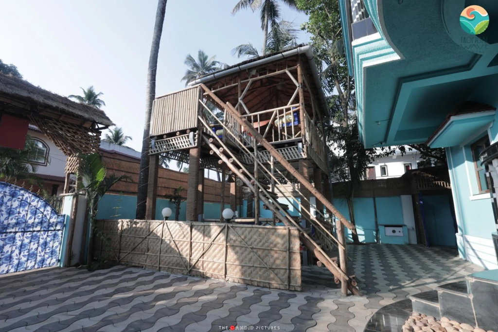 Tropical Wave Hostel Morjim Goa