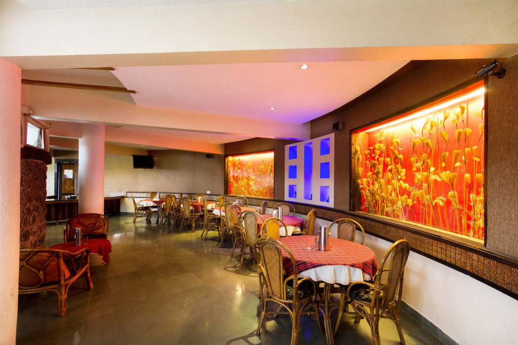 Treebo Premium Niraali Executive, Hinjewadi