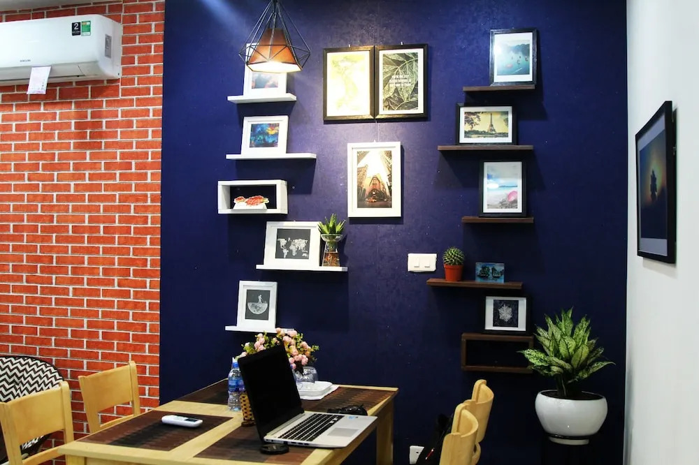 Moonlight Halong Homestay