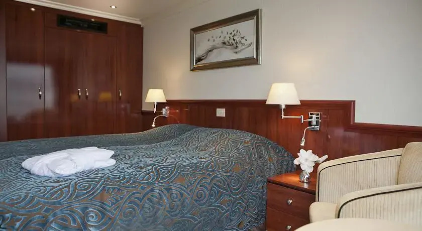 Regis Hotelschiff 4* Rheinterrasse
