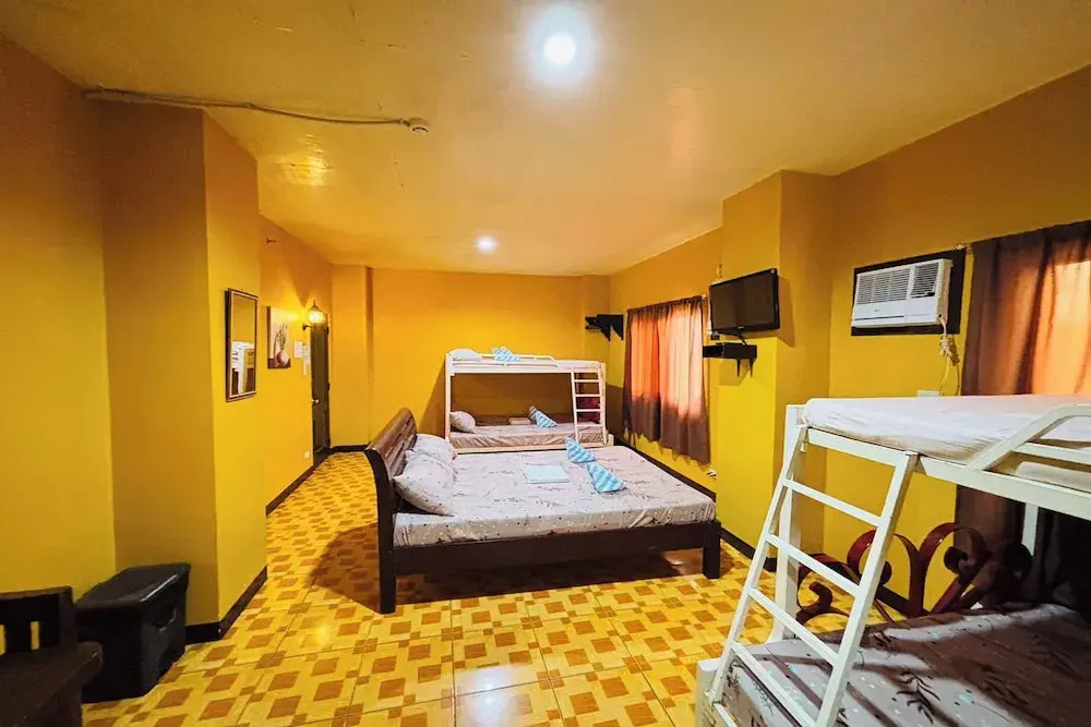 Sea Urchin Hotel near Hundred Islands