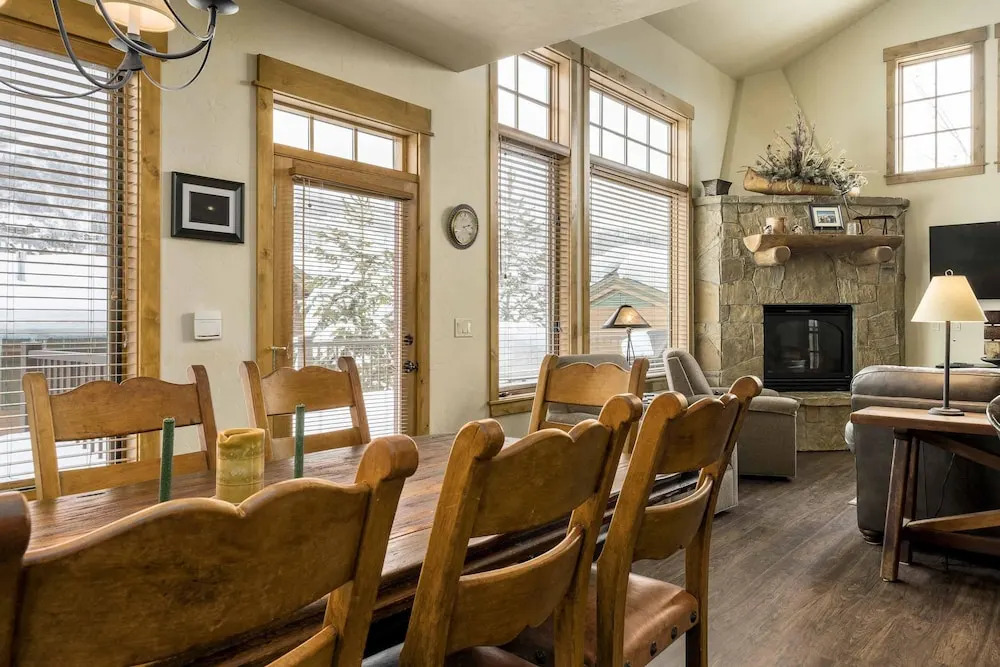 Eagleridge Townhomes 1573
