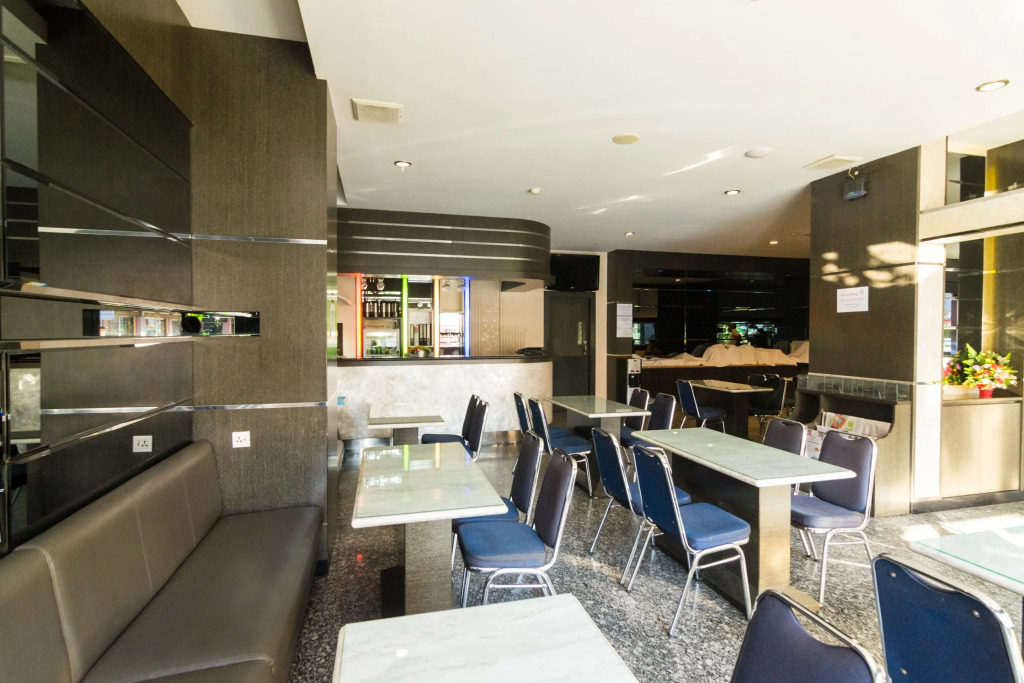 Lovina Inn - Nagoya Batam