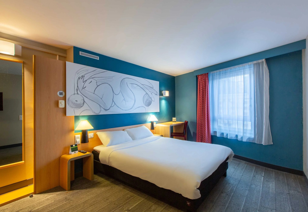 B&B HOTEL Orléans Centre Foch