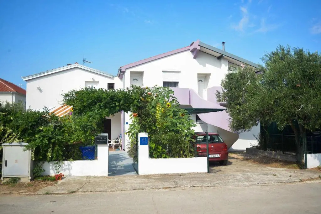 Apartments Barić