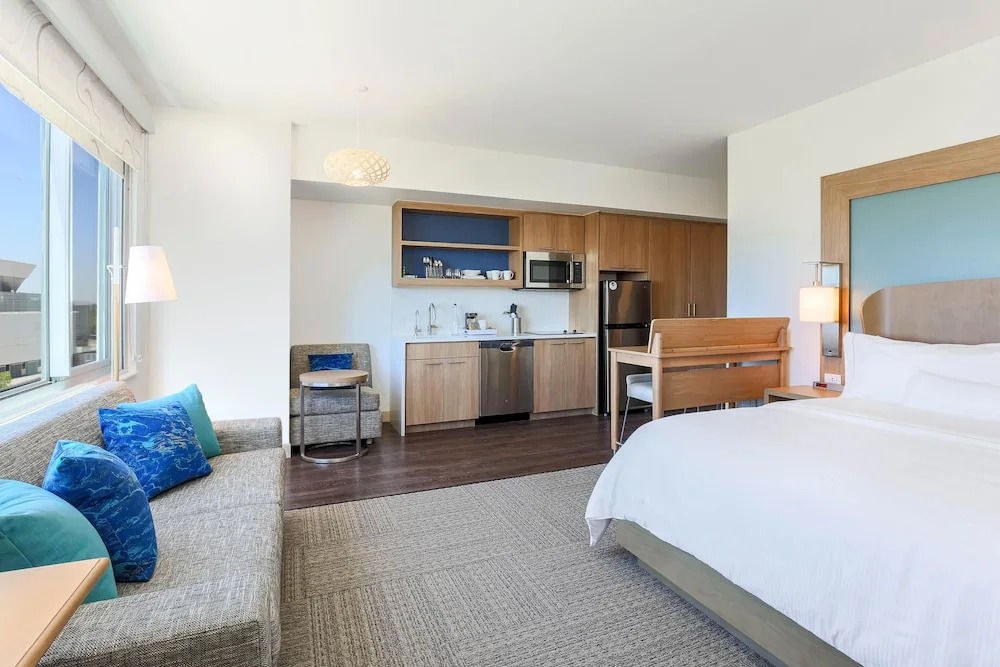 Element by Marriott Ontario