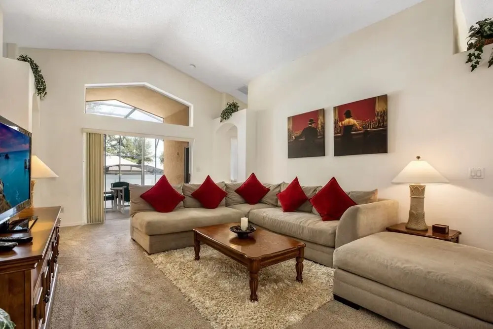 #253-Modern 4 bed home with own private pool close to Disney