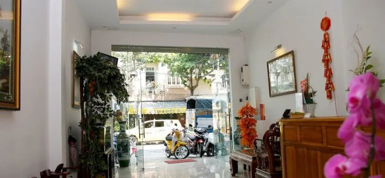 Golden Beach Hotel