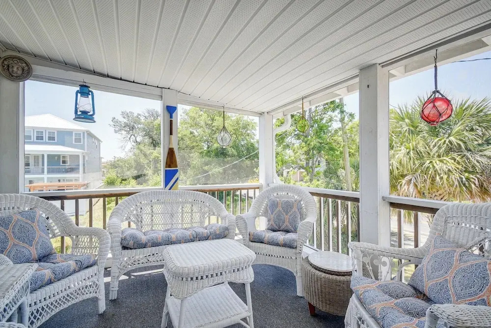 Walk to Water: Coastal-chic Home Near Myrtle Beach