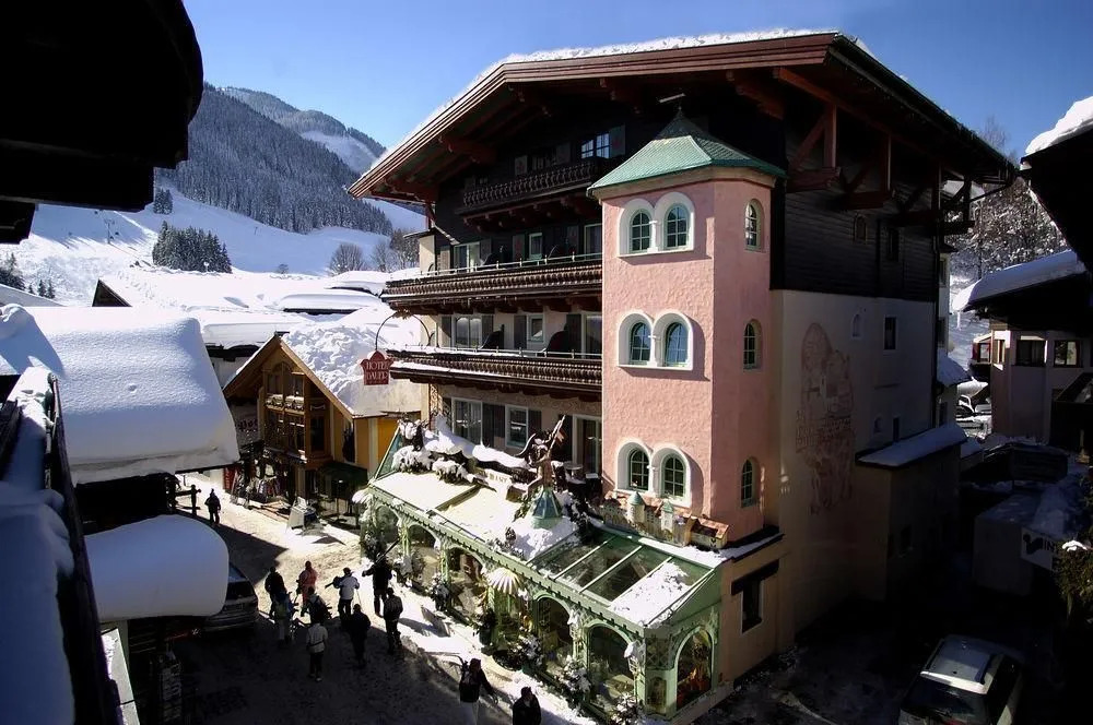 BOUTIQUE-HOTEL BAUER - inklusive Winter Mobility Ticket und inklusive Sommer Joker Card und Sommer Mobility Ticket