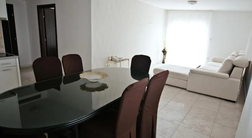 Hotel Lux