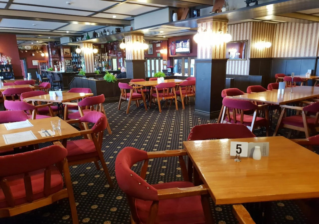 Horse and Jockey Inn
