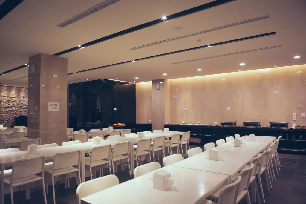 Qin Hai Hotel