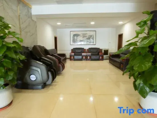 Lg Hotel