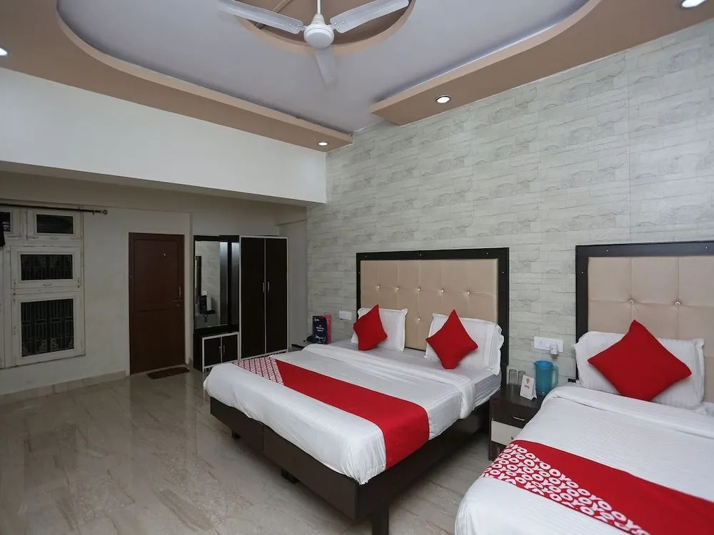 OYO 8391 Hotel Sanjog Resort