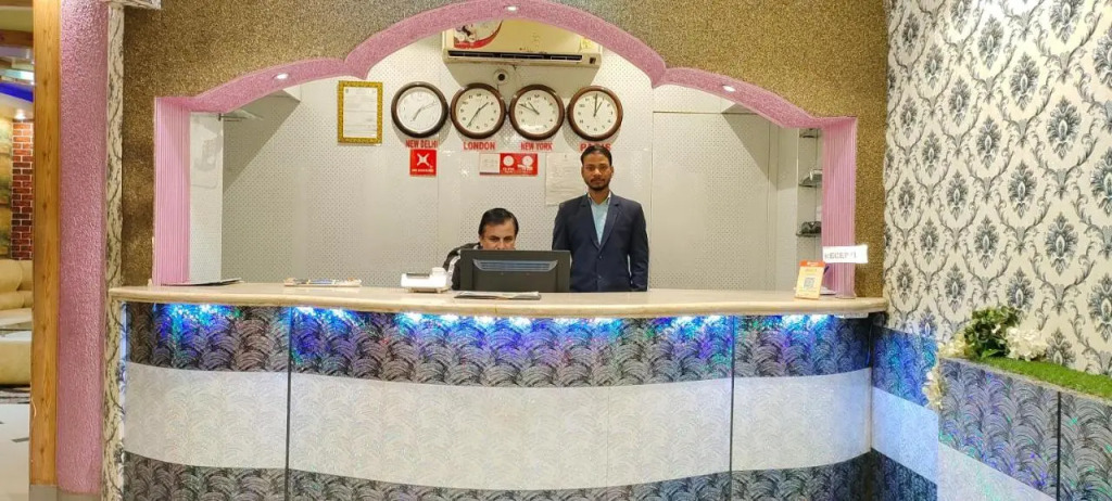 Grand Corporate