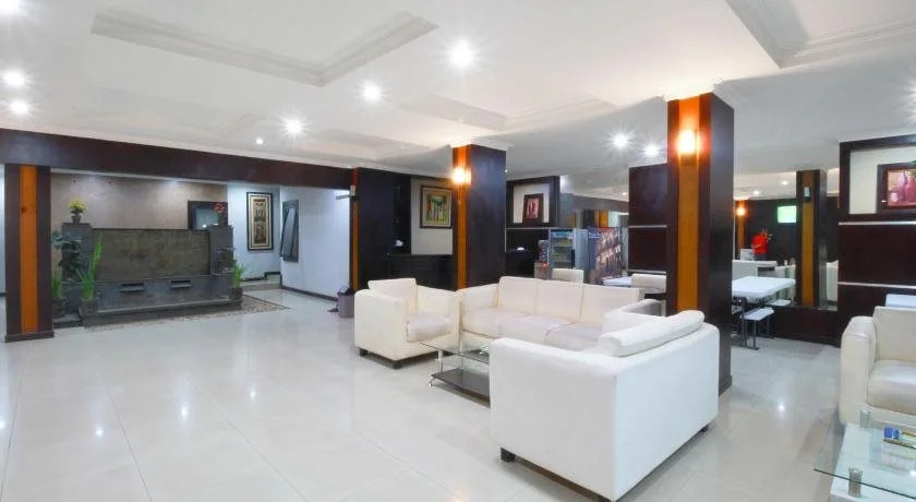 The Feli Hotel