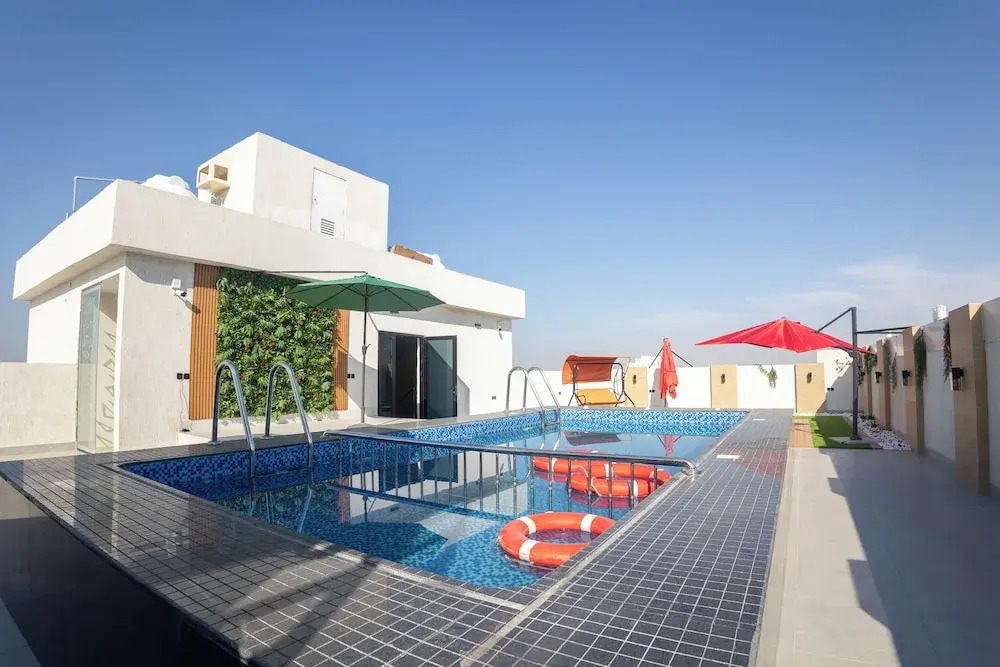 Tara Plus Hotel