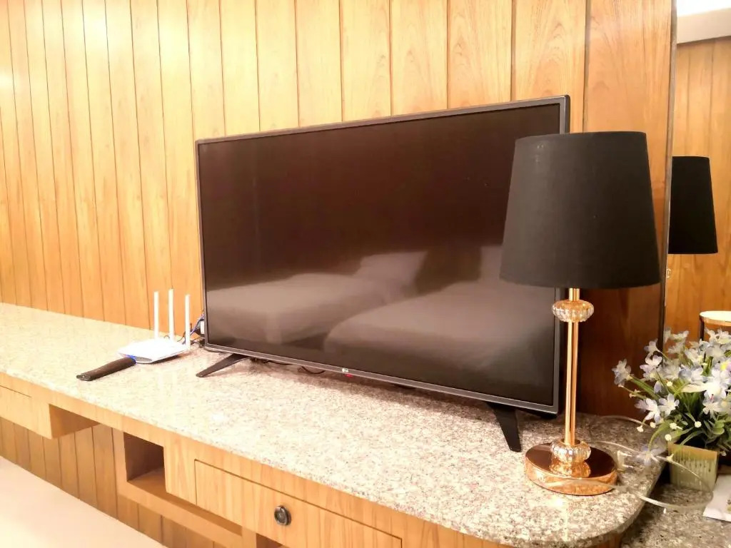 Private wooden style studio room in city area