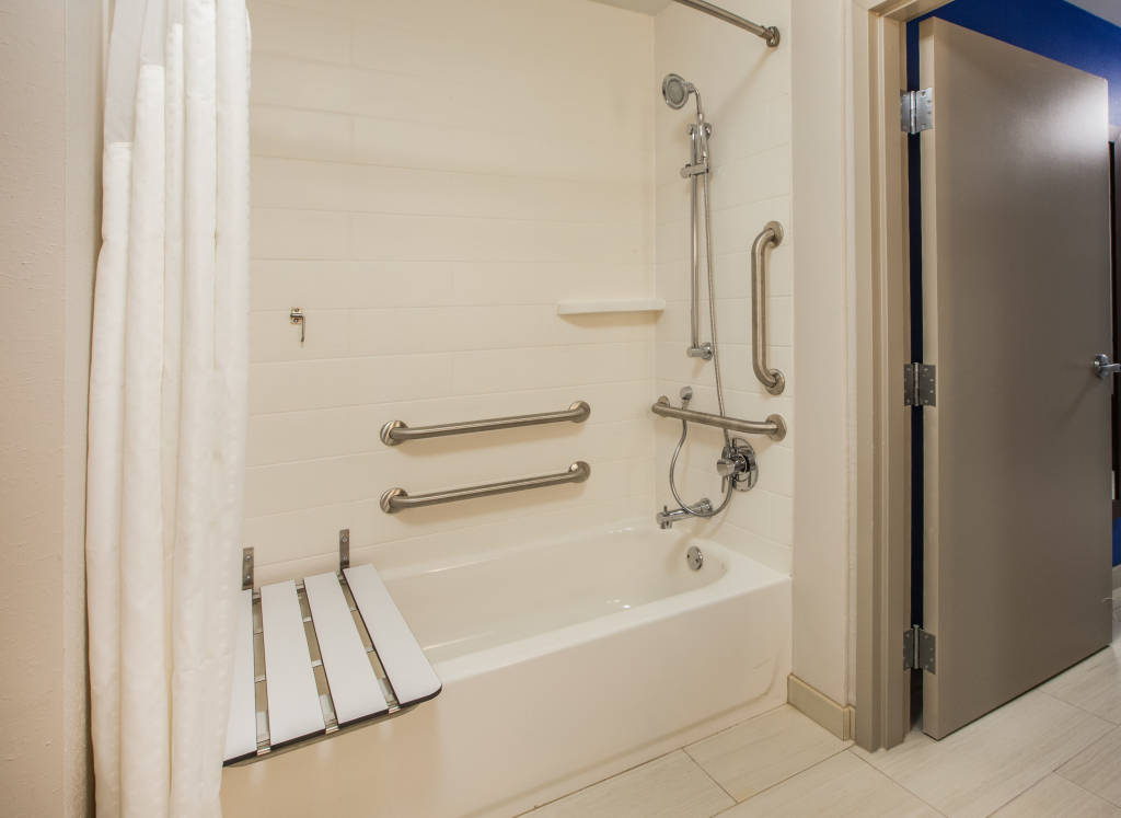 Holiday Inn Express & Suites Chicago - Matteson by IHG