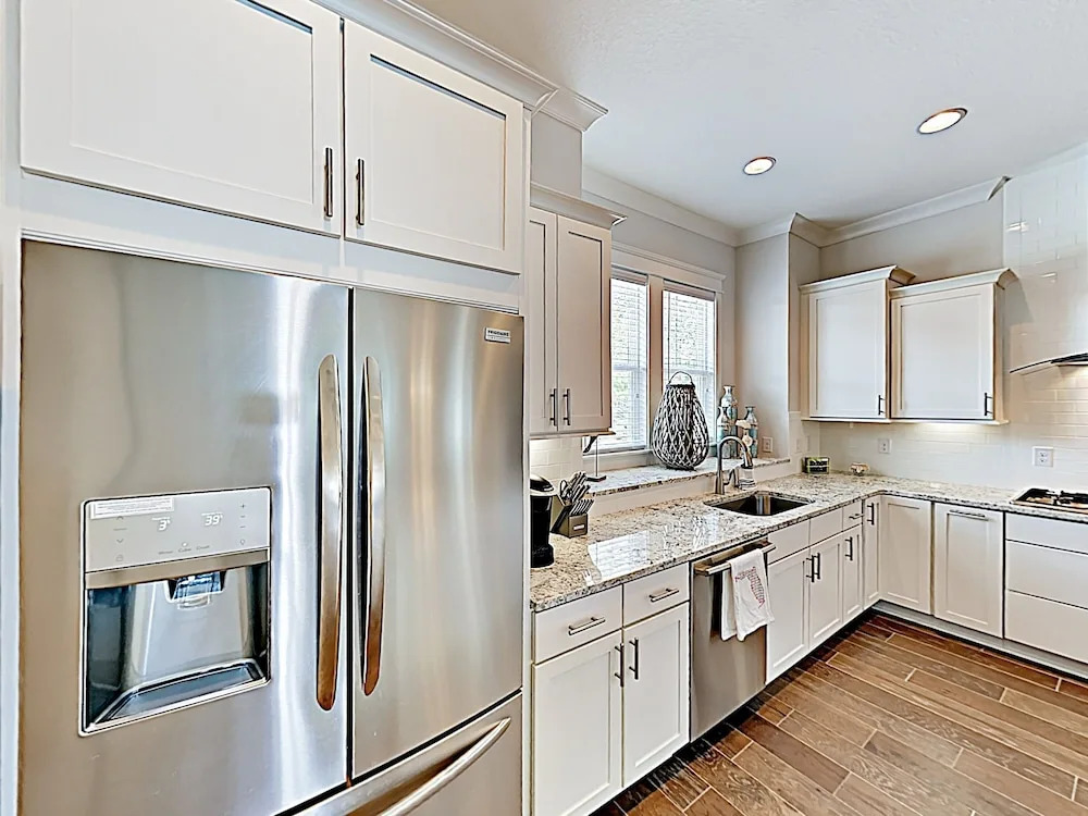 New Listing! Grande Pointe Hideaway W/ Elevator 4 Bedroom Home