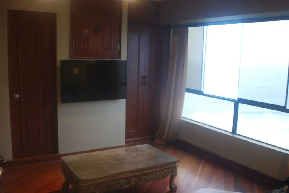 Black Shark Apartments