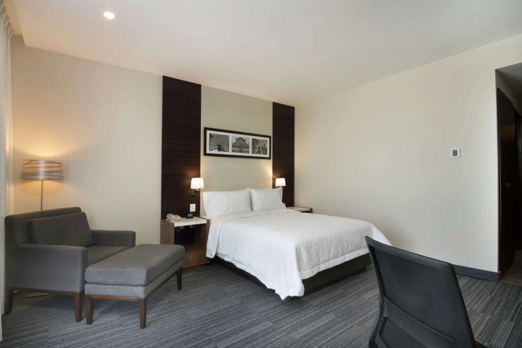 Hampton Inn By Hilton San Luis Potosi