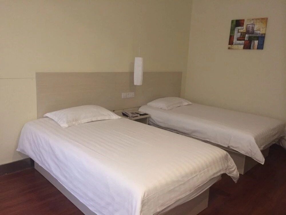 Traders Hotel Shanghai