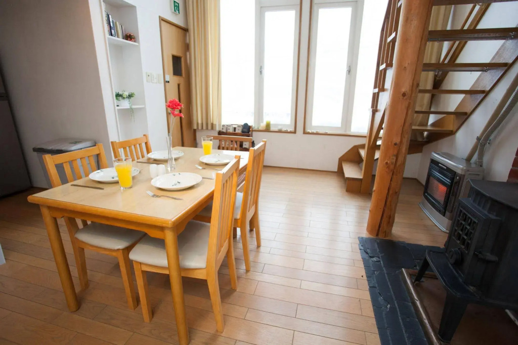 Yotei Cottage