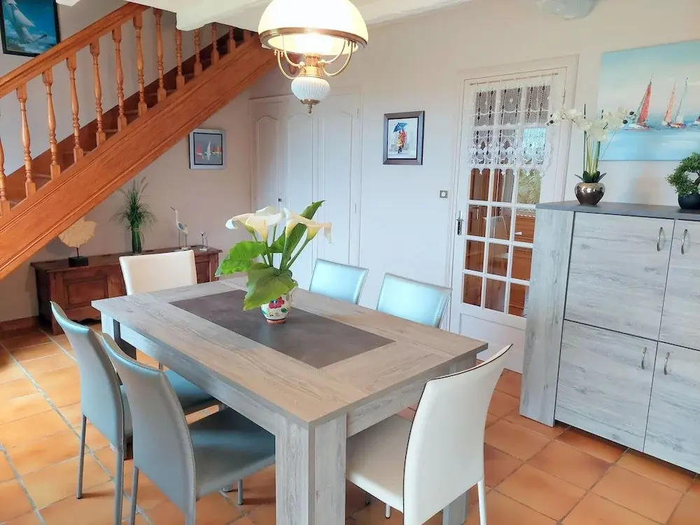 Holiday Home by Roscoff Beach and Horse Racing