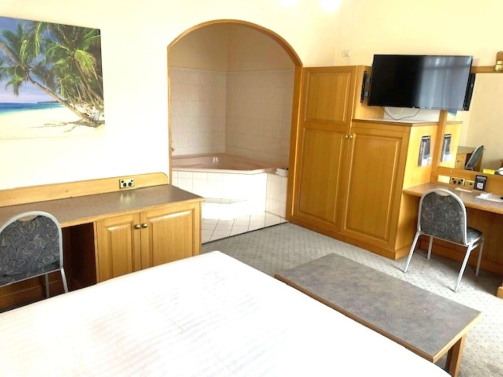 Glenelg Motel