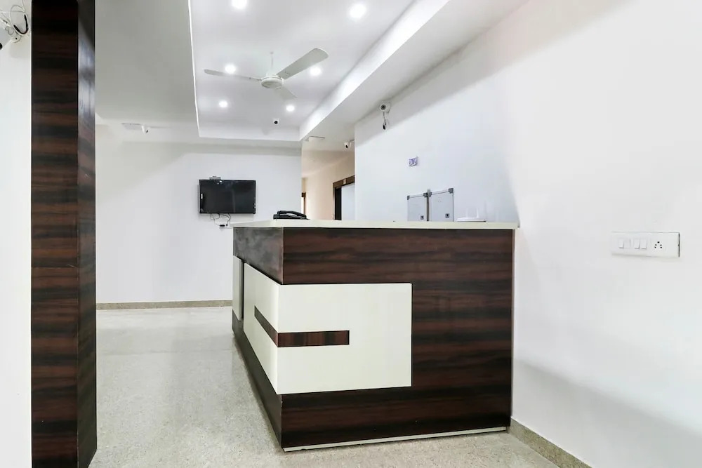 H5 by OYO Rooms