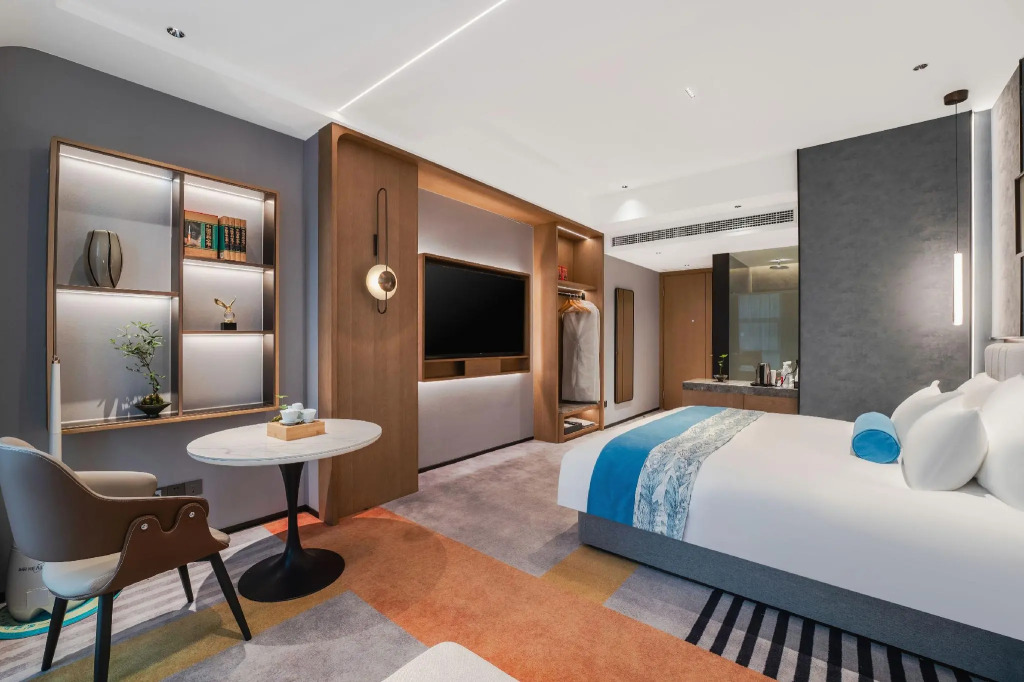 Ningbo East Shipu Hotel