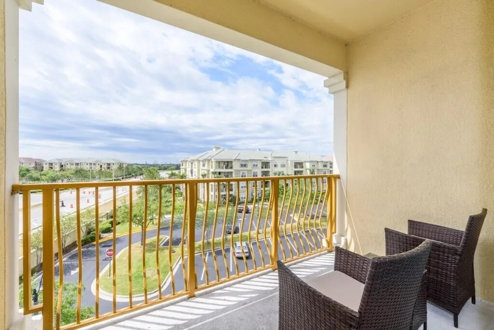 Beautiful Deluxe [cdc Compliant] 3008 3 Bedroom Condo